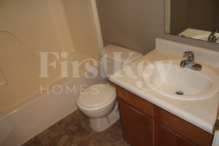 4366 Village Trace Ct - Photo 7 of 18