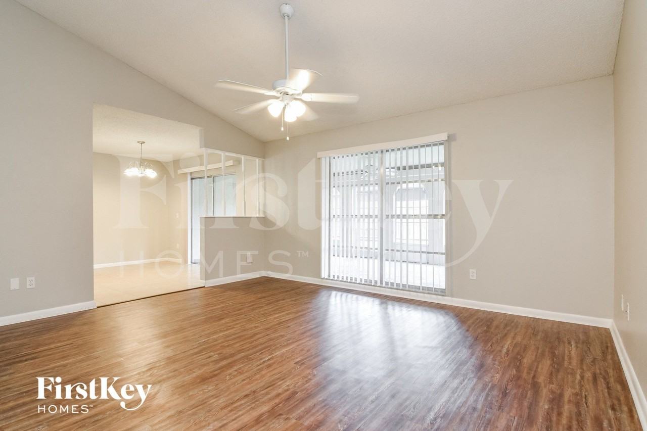 4071 Forecast Dr - Photo 4 of 15