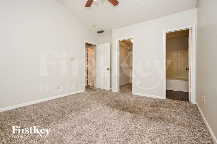 3827 Monarch Ct - Photo 7 of 16