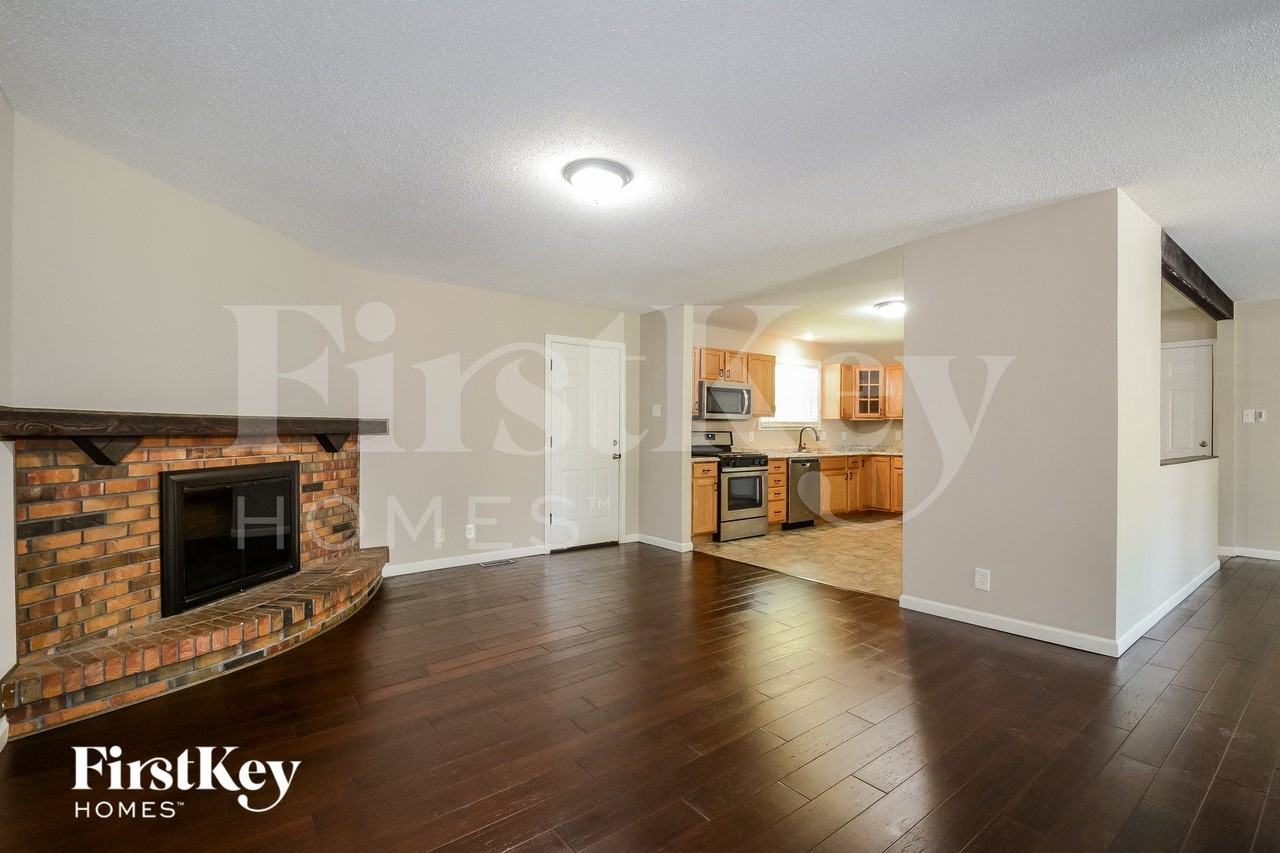 3 Oak Point Ct - Photo 6 of 15