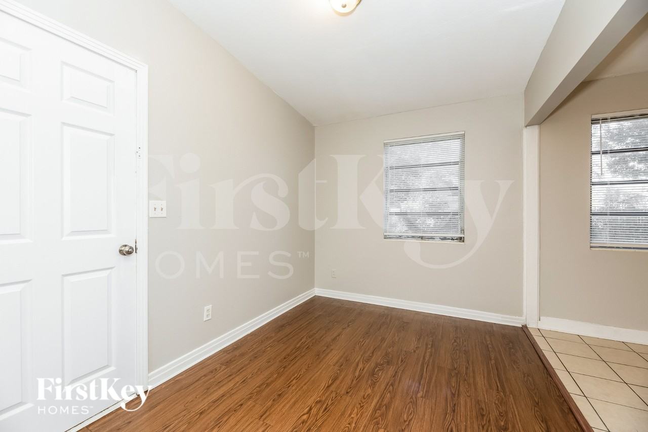 2706 Lorna Rd - Photo 6 of 19