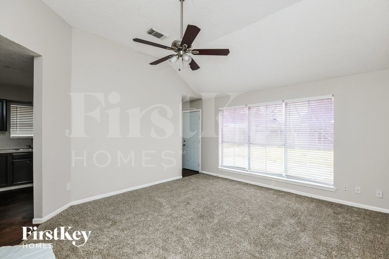 2609 Elder Rd - Photo 2 of 15