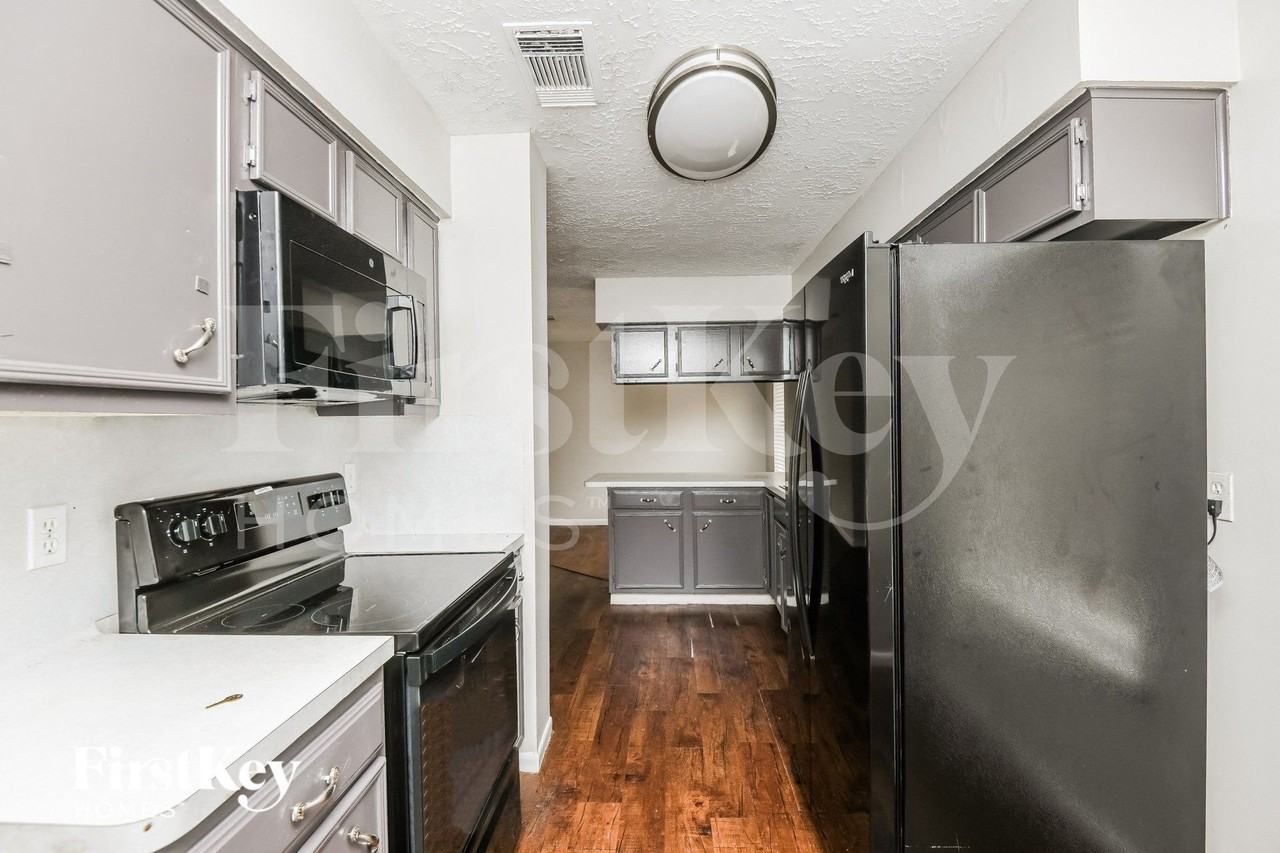 2609 Elder Rd - Photo 6 of 15