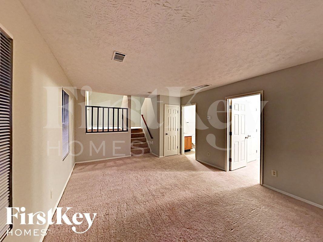 1998 Glenwood Downs Dr - Photo 2 of 15