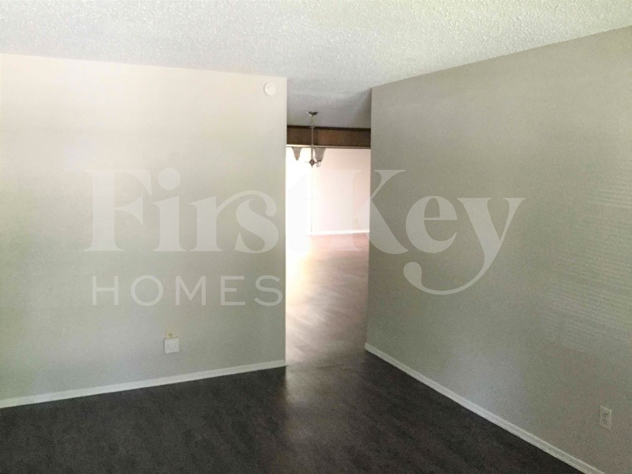 14807 Marsha Dr - Photo 3 of 18