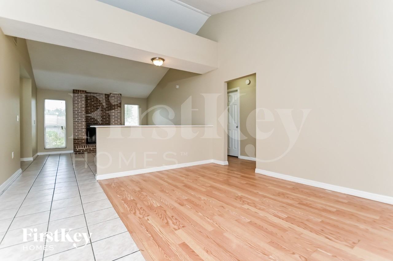 1415 Marigold Dr - Photo 7 of 18