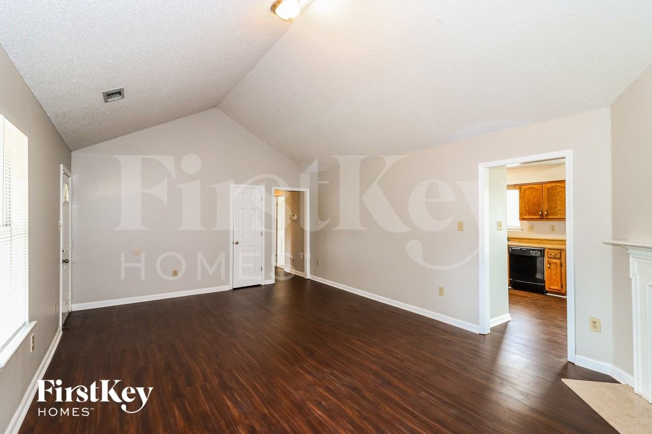 1209 Breezy Gate Dr - Photo 4 of 14