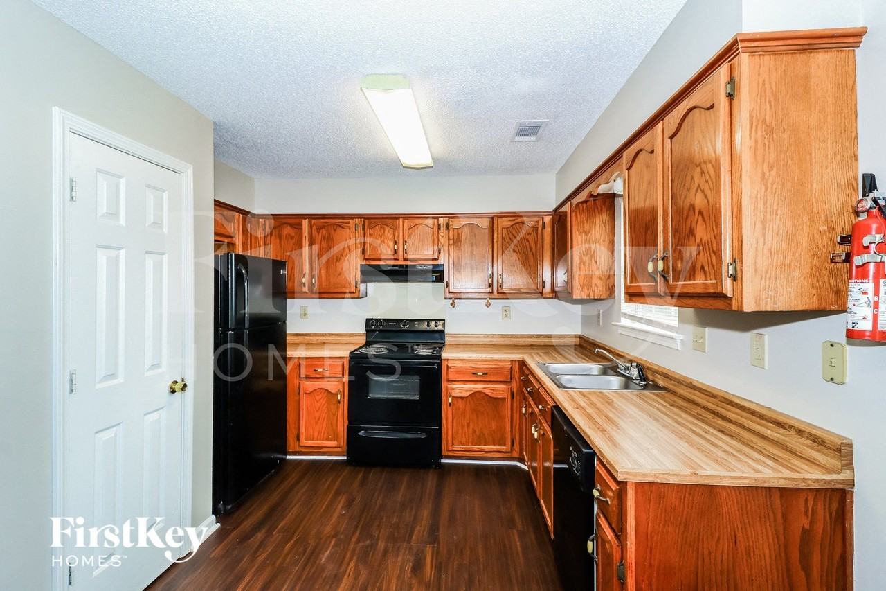 1209 Breezy Gate Dr - Photo 6 of 14