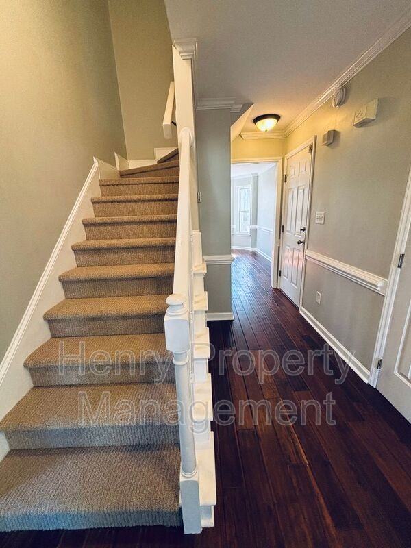 8929 New Windsor Pl - Photo 3 of 19