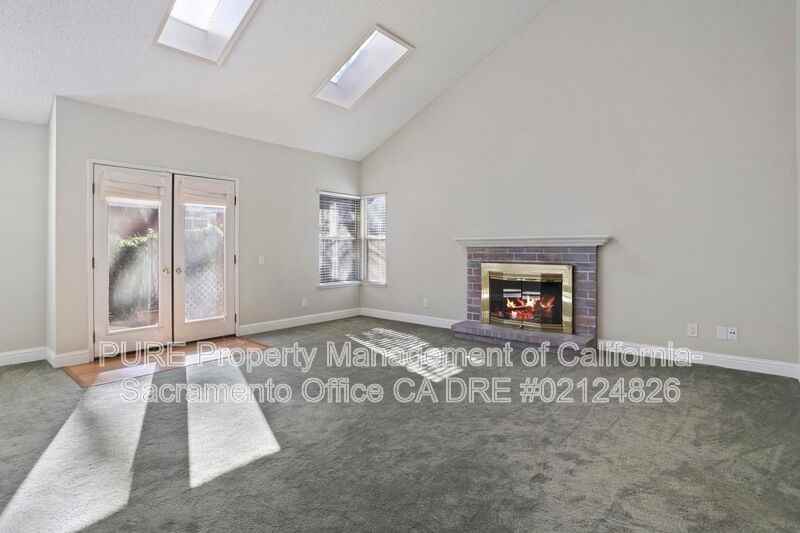 4 Coyle Creek Cir - Photo 7 of 38