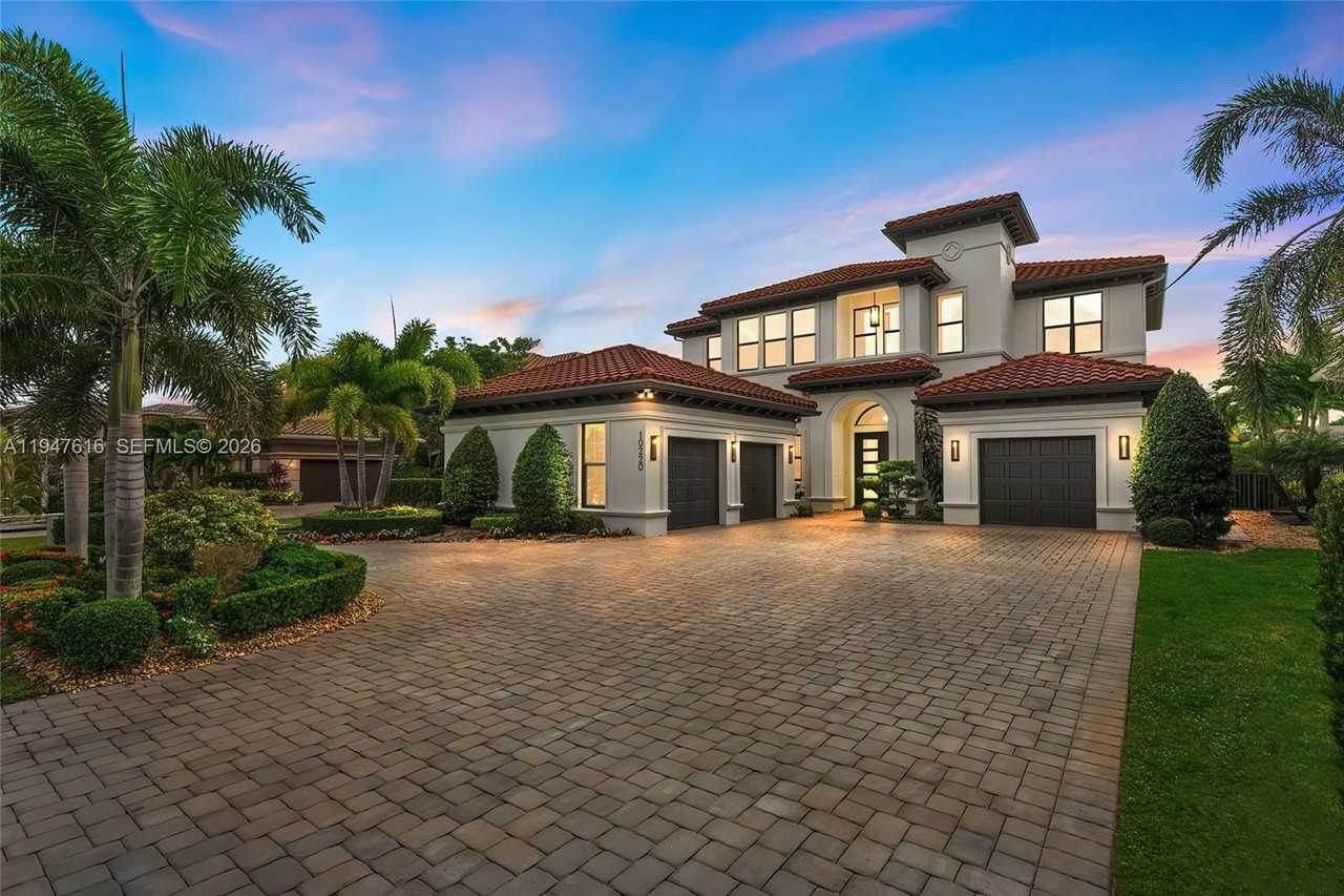 10220 Sweet Bay Ct - Photo 2 of 48