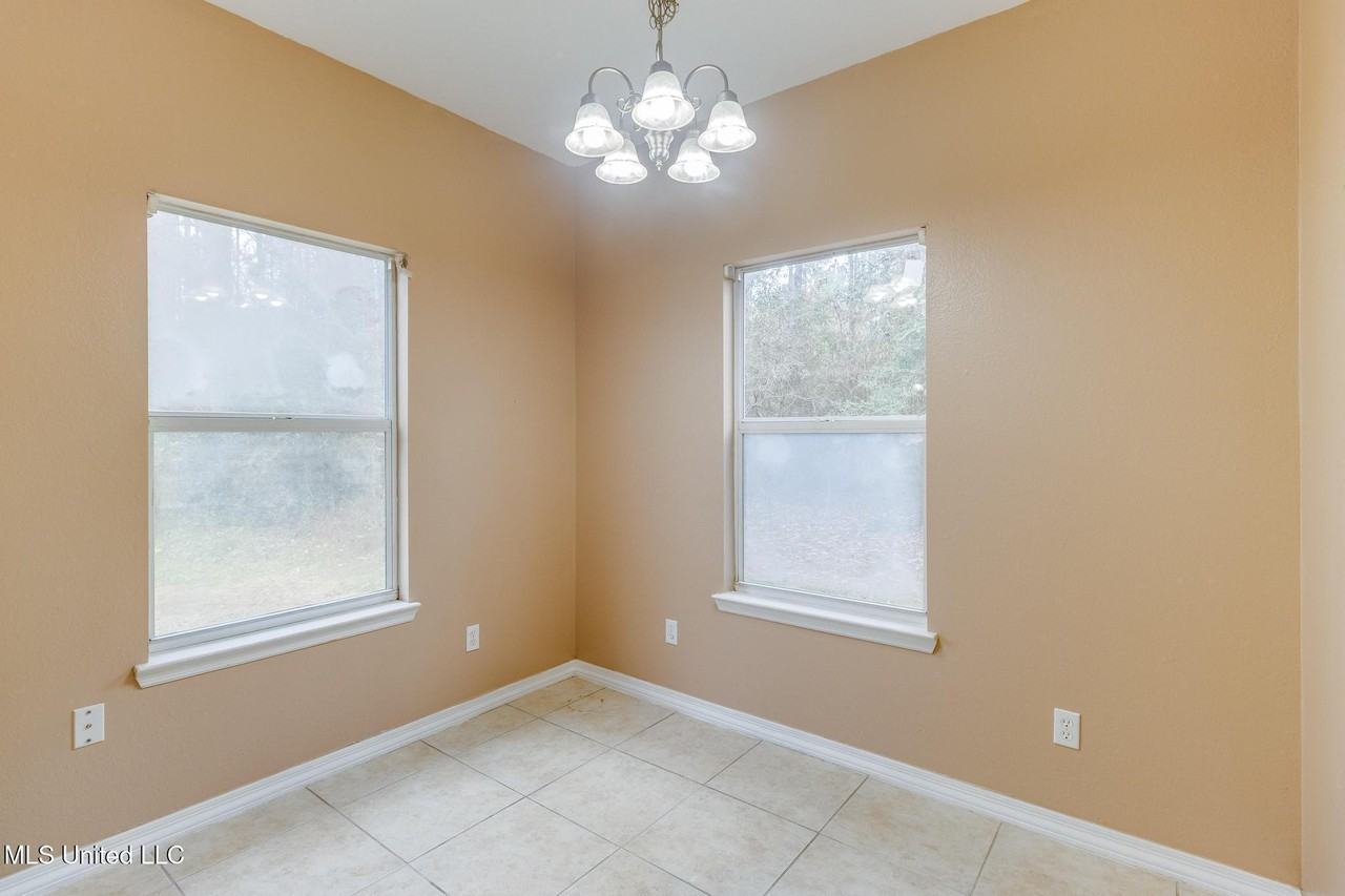 6085 W Bolivar St - Photo 7 of 15