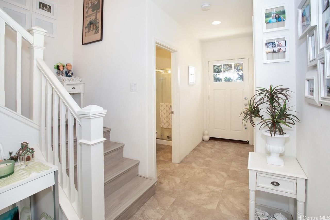 91-1330 Keoneula Blvd #6602 - Photo 3 of 25