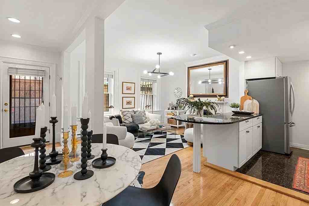 67 Worcester St - Photo 7 of 14