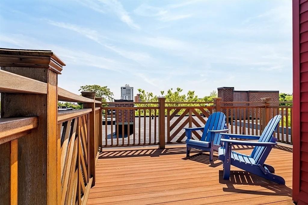 393 Broadway - Photo 3 of 30