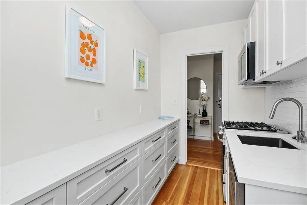 3 Arlington St - Photo 2 of 23