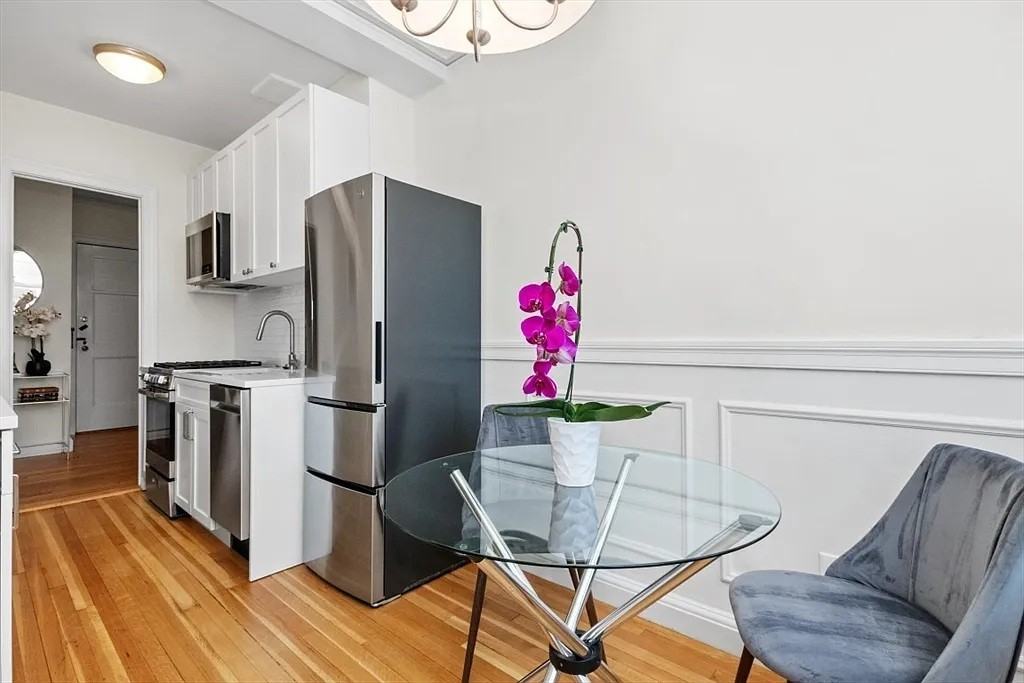 3 Arlington St - Photo 7 of 23