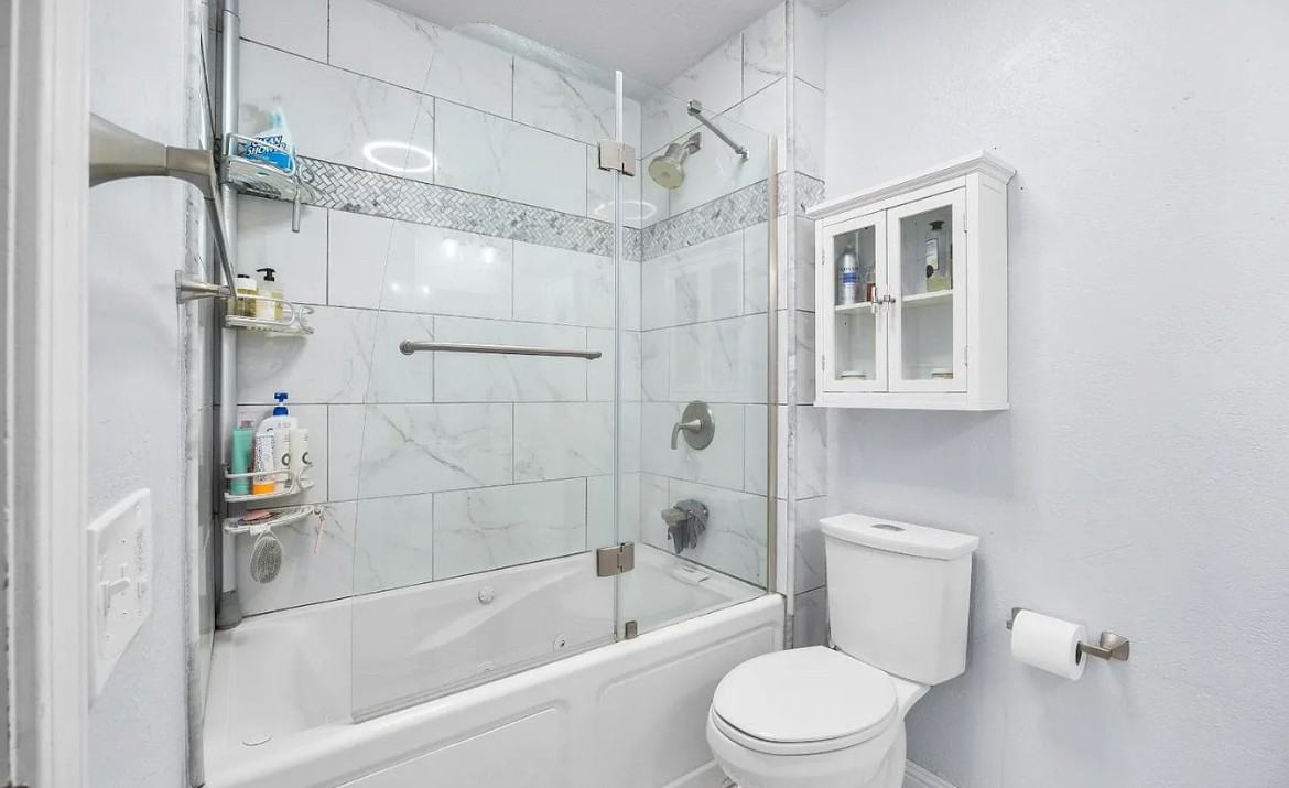 2392 N Main St - Photo 6 of 18