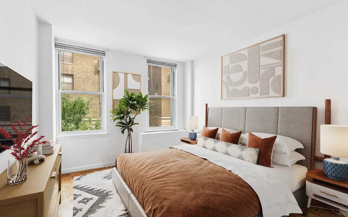 2250 Broadway - Photo 4 of 11