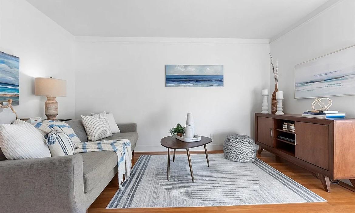 779 La Playa St - Photo 2 of 16