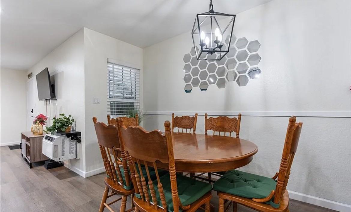 1345 Cabrillo Park Dr - Photo 5 of 16