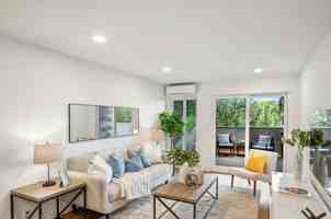 featured image of 1090 Main St