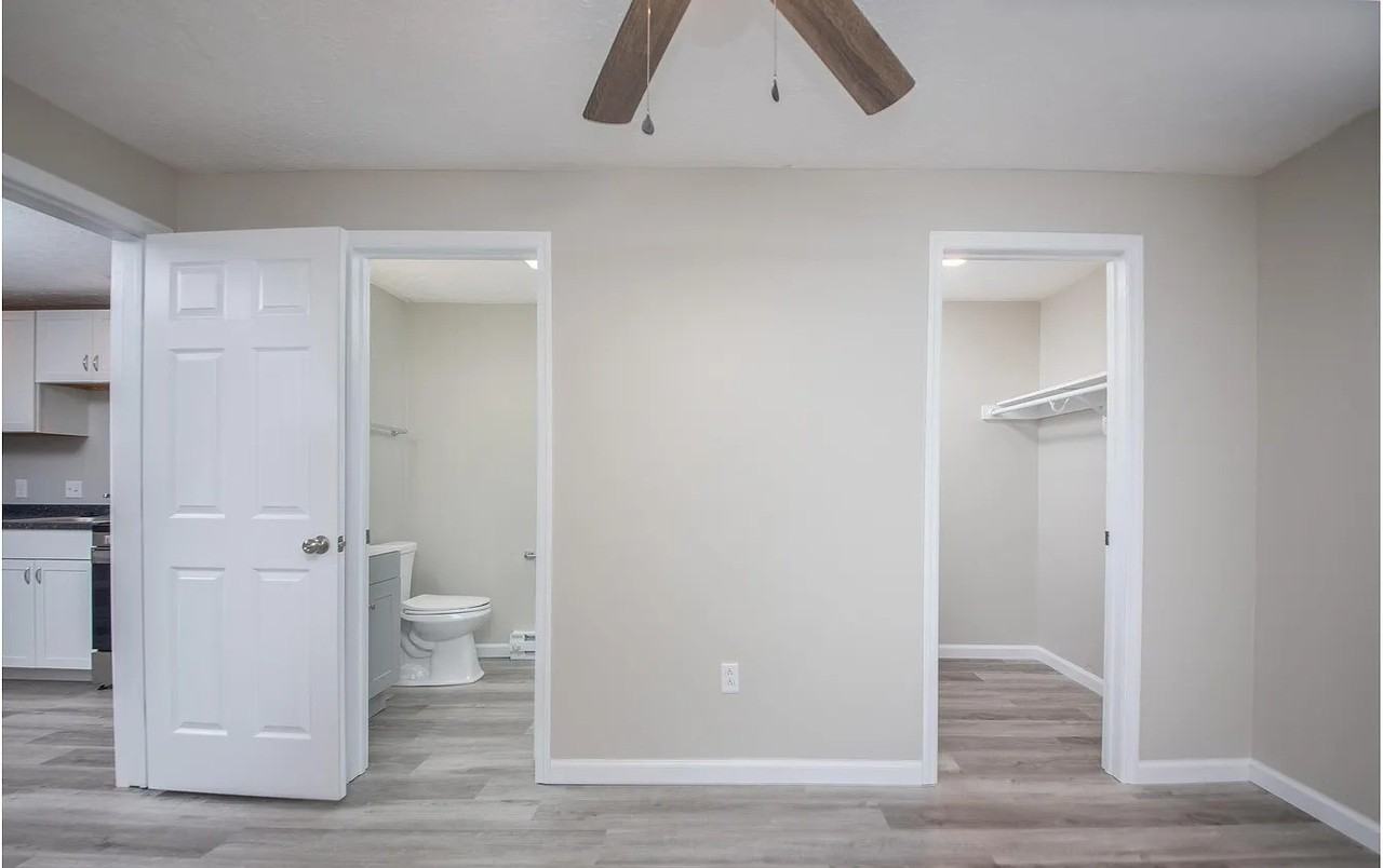 1064 Willowdale Rd - Photo 5 of 5