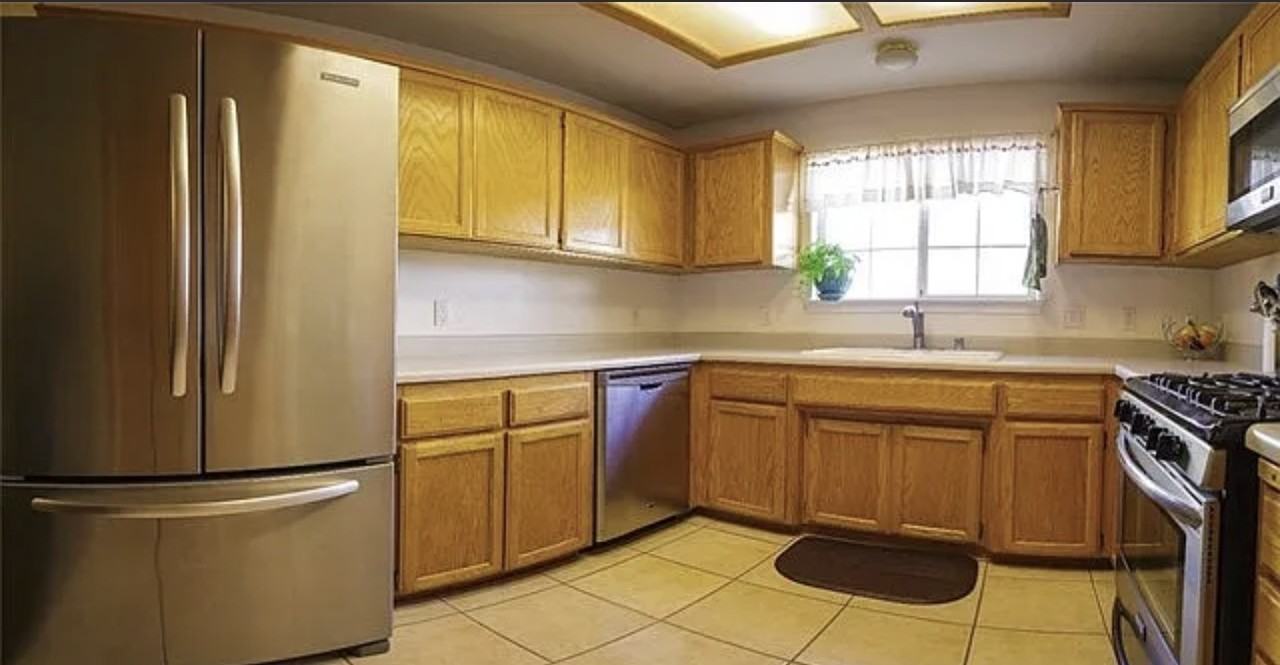 5900 Dolores Ave - Photo 6 of 10