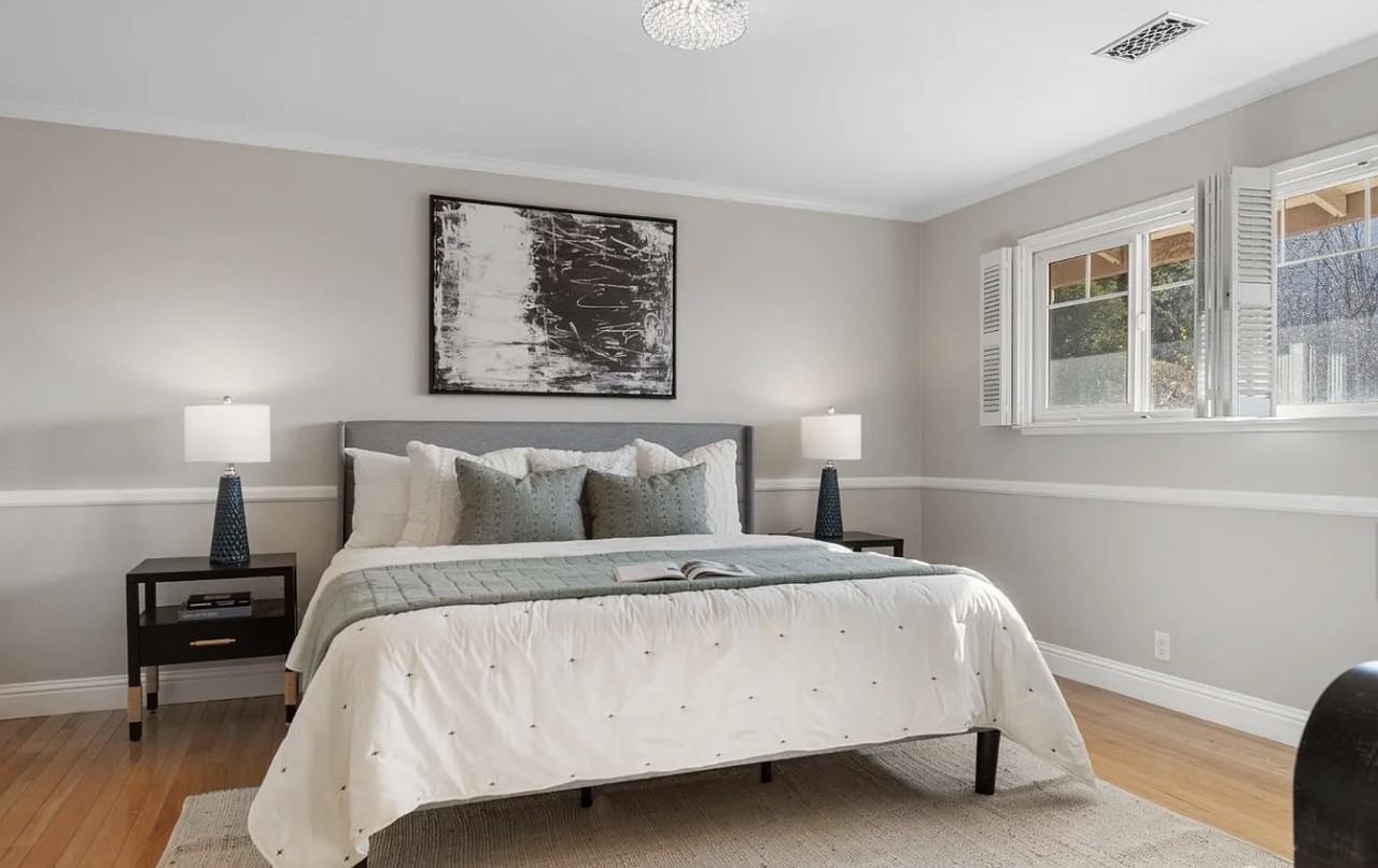 916 Park Pacifica Ave - Photo 2 of 10