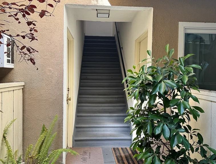 11956 Gorham Ave #15 - Photo 2 of 11