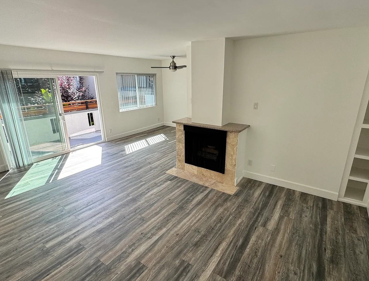 11956 Gorham Ave #15 - Photo 3 of 11