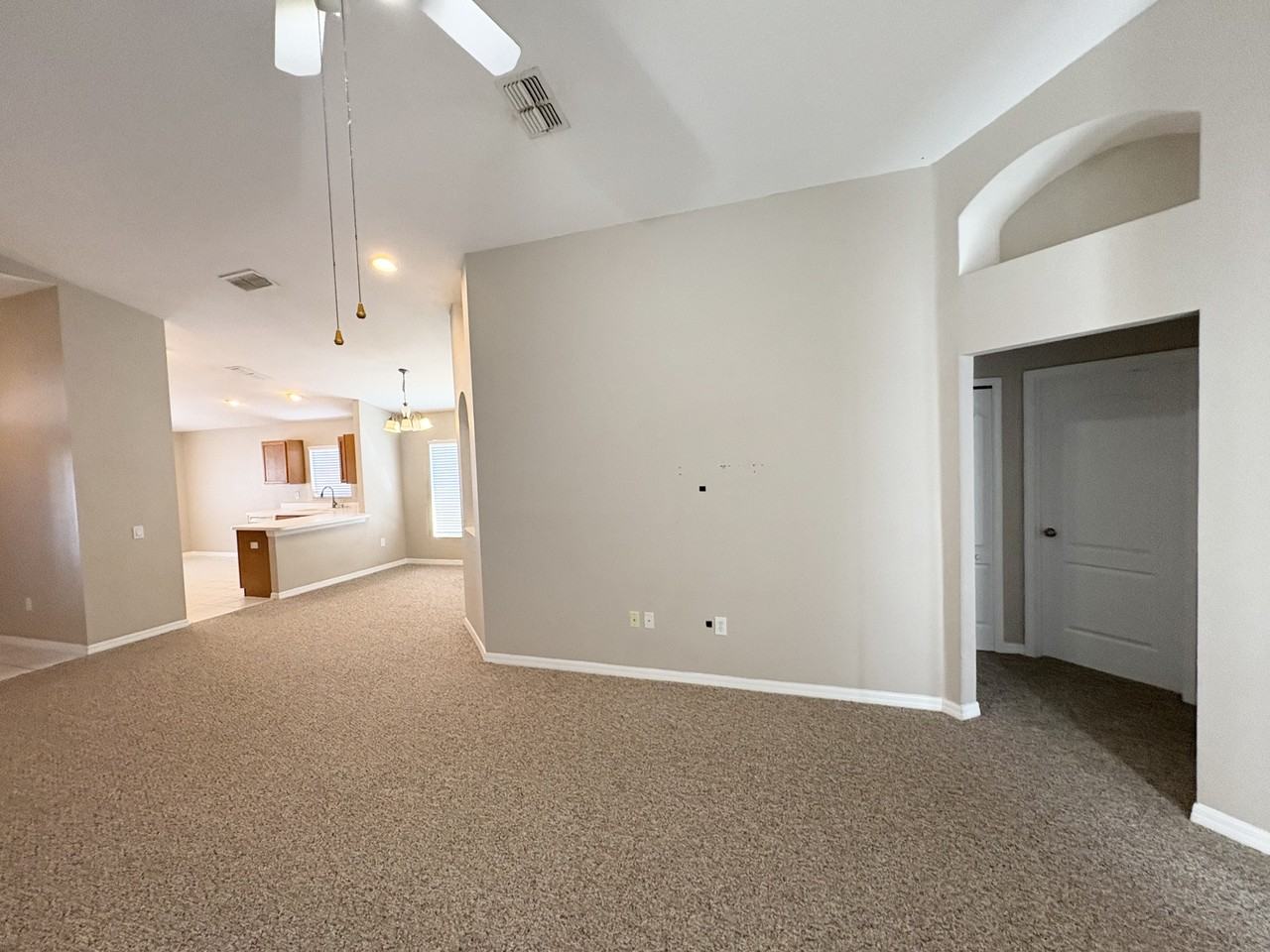 31032 Stone Arch Ave - Photo 6 of 27