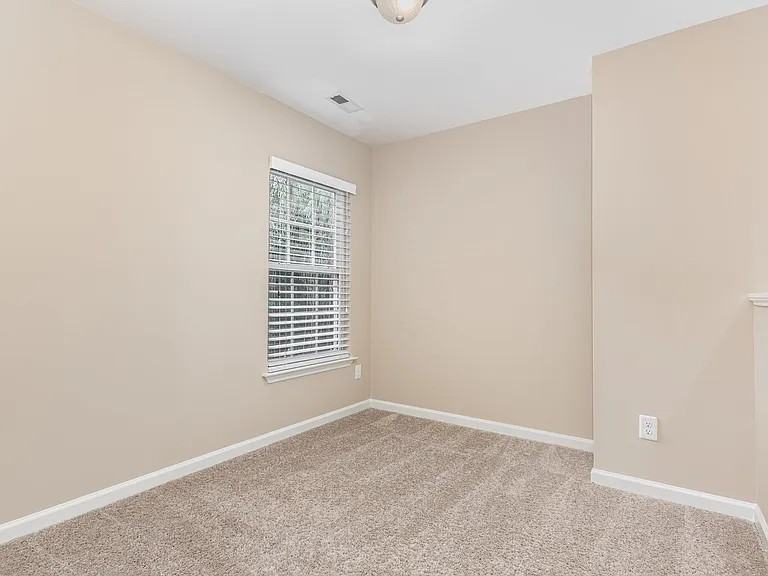 8424 Parkstone Dr - Photo 7 of 13