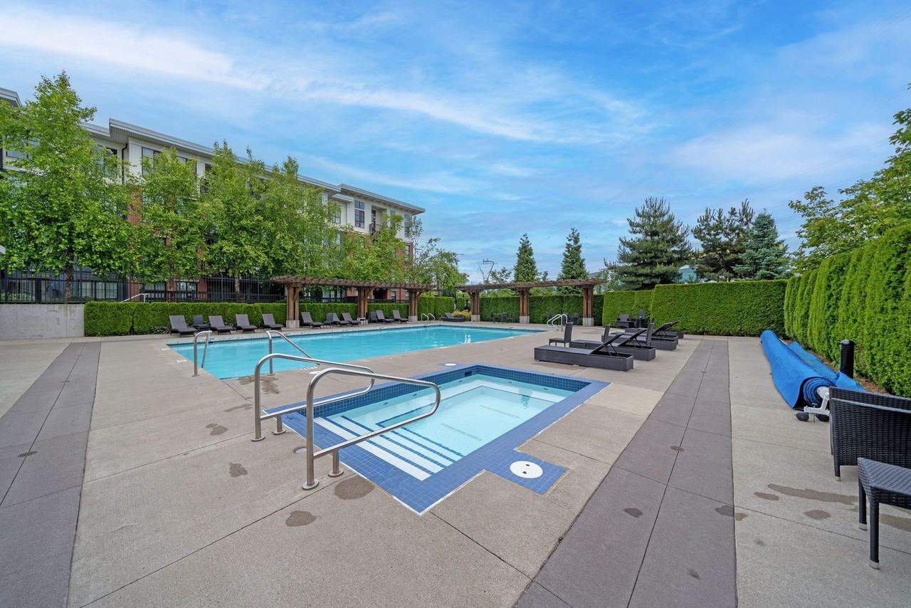 3301 151 St - Photo 7 of 24