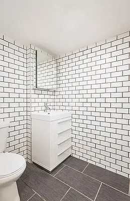 544 W 49Th St - Photo 3 of 7