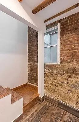 544 W 49Th St - Photo 6 of 7