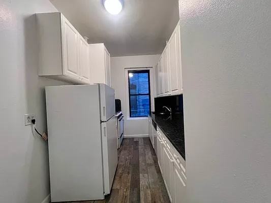 546 W 156Th St - Photo 4 of 10