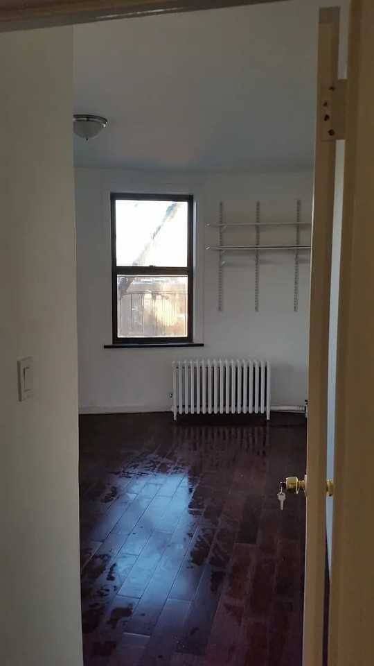 None 13605Cor Sanford Ave - Photo 2 of 6