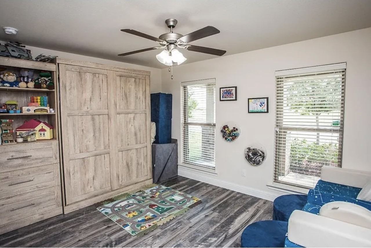 10006 Urbana Ave #NA - Photo 7 of 12