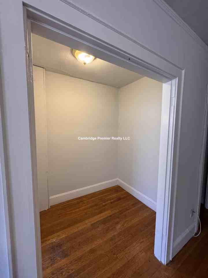 Highland Ave #22 - Photo 2 of 5