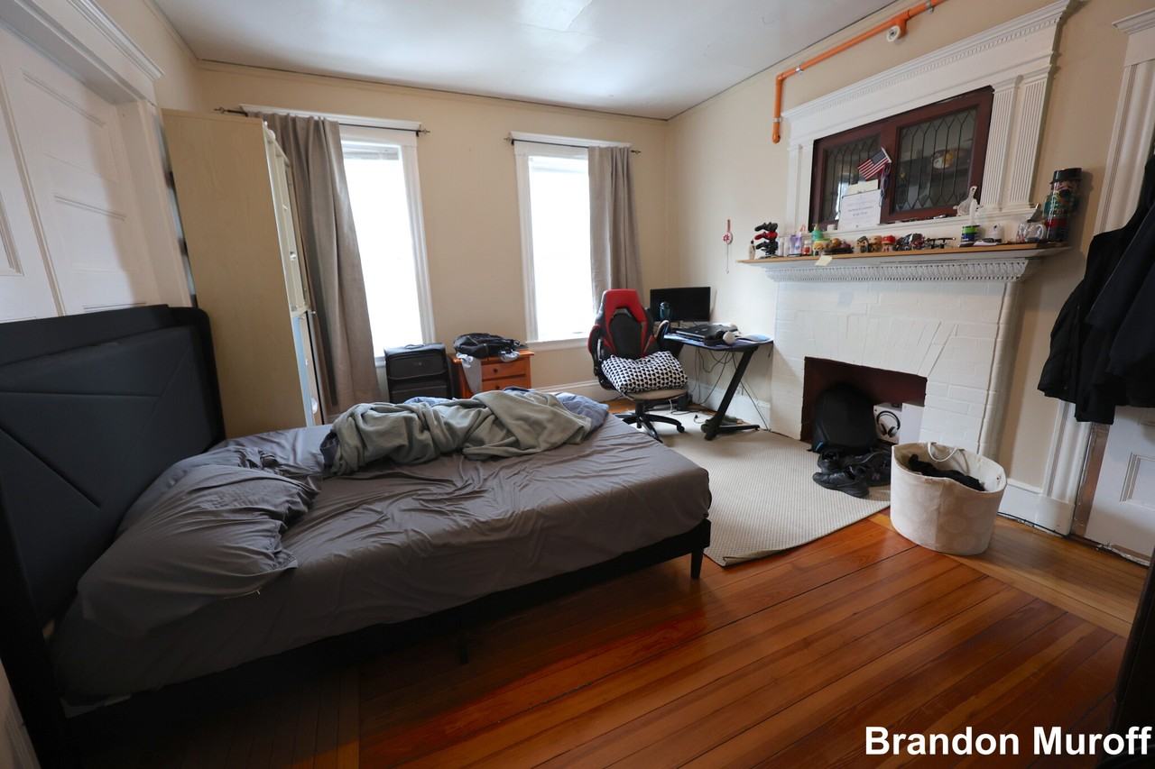 33 Ridgemont St #1 - Photo 4 of 11