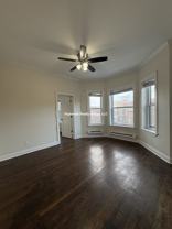 923 W Waveland Ave #33B - Photo 1 of 1