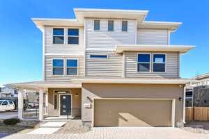 featured image of 4478 Elegant St