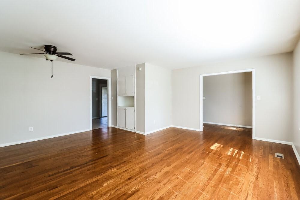 229 Sam Pate Dr - Photo 5 of 16