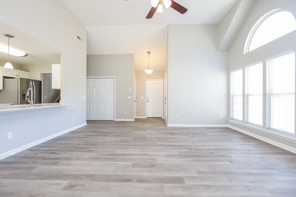 4019 Wisdom Way - Photo 5 of 17