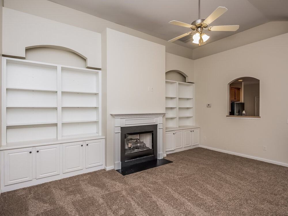 92 Majestic Dr - Photo 3 of 12