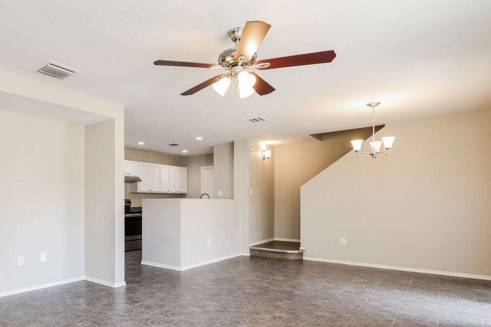 2716 N Saramano Ln - Photo 6 of 17