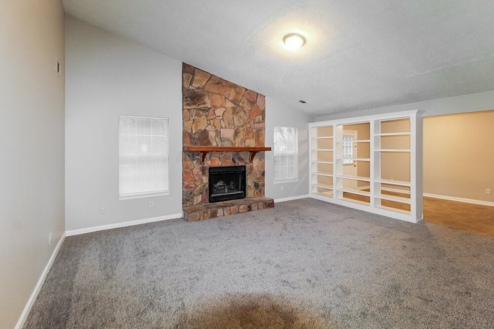 5913 Clate Ct - Photo 4 of 16