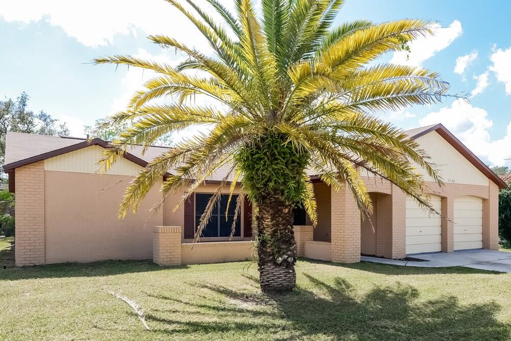 7130 Arbor View Ln - Photo 2 of 16