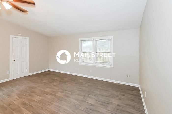 2943 Brandale St - Photo 4 of 16